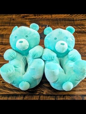 Way To Celebrate Kids Gummy Bear House Slippers Youth Size 2-3 Turquoise NWT